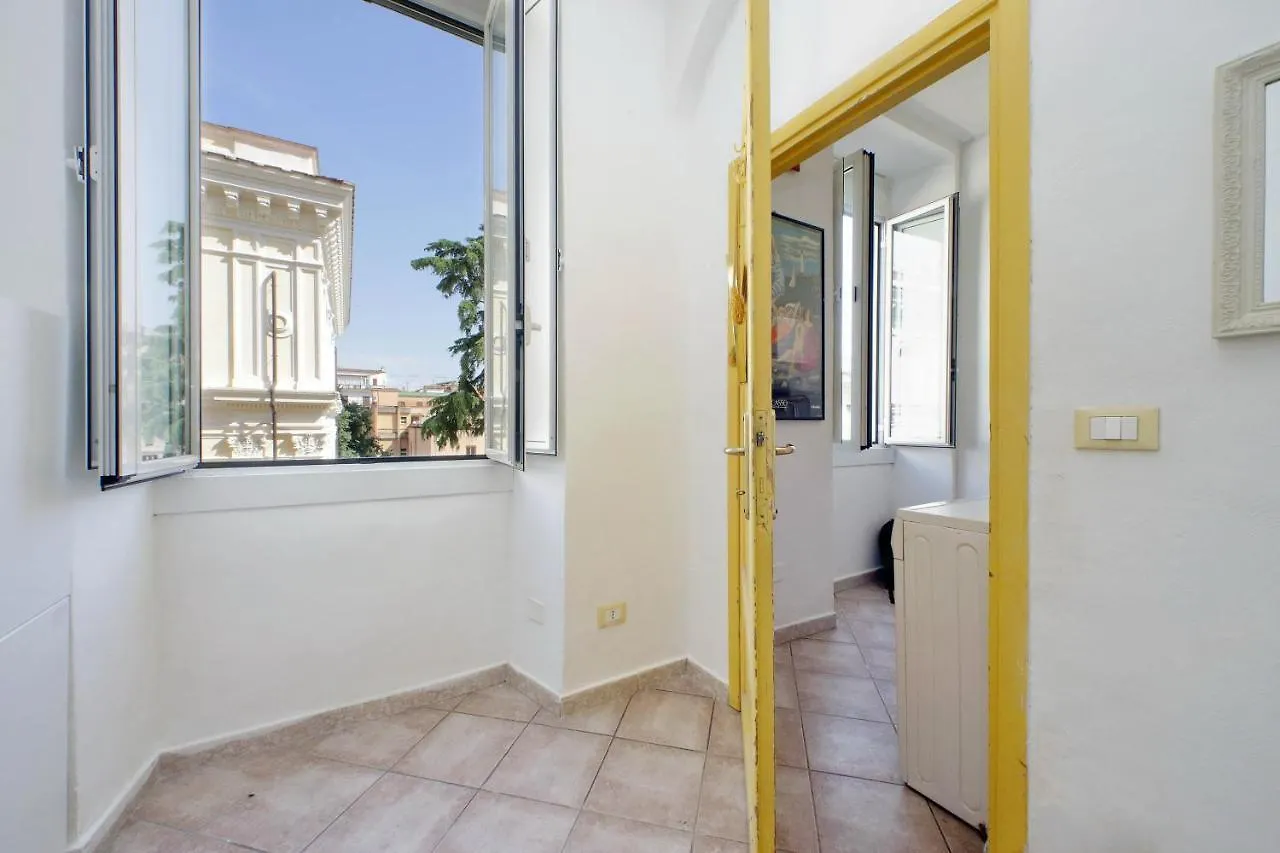 Piccola Piazza Della Liberta Apartment Rome Italy
