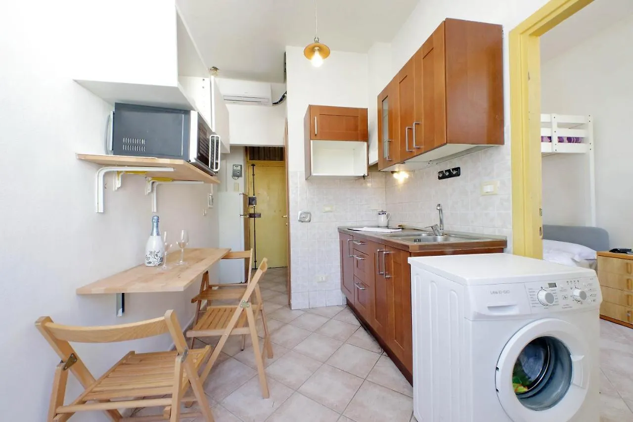 Piccola Piazza Della Liberta Apartment Rome