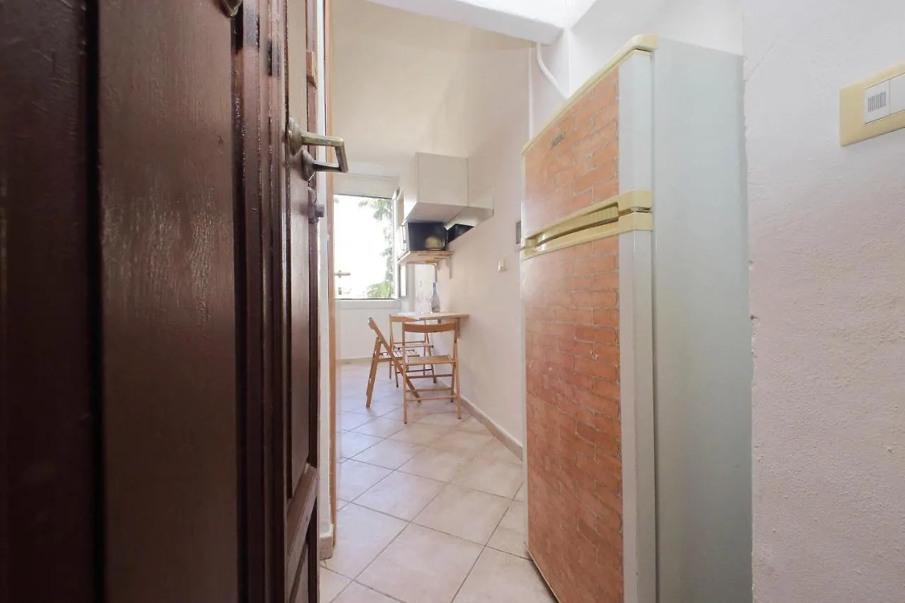 Piccola Piazza Della Liberta Apartment Rome